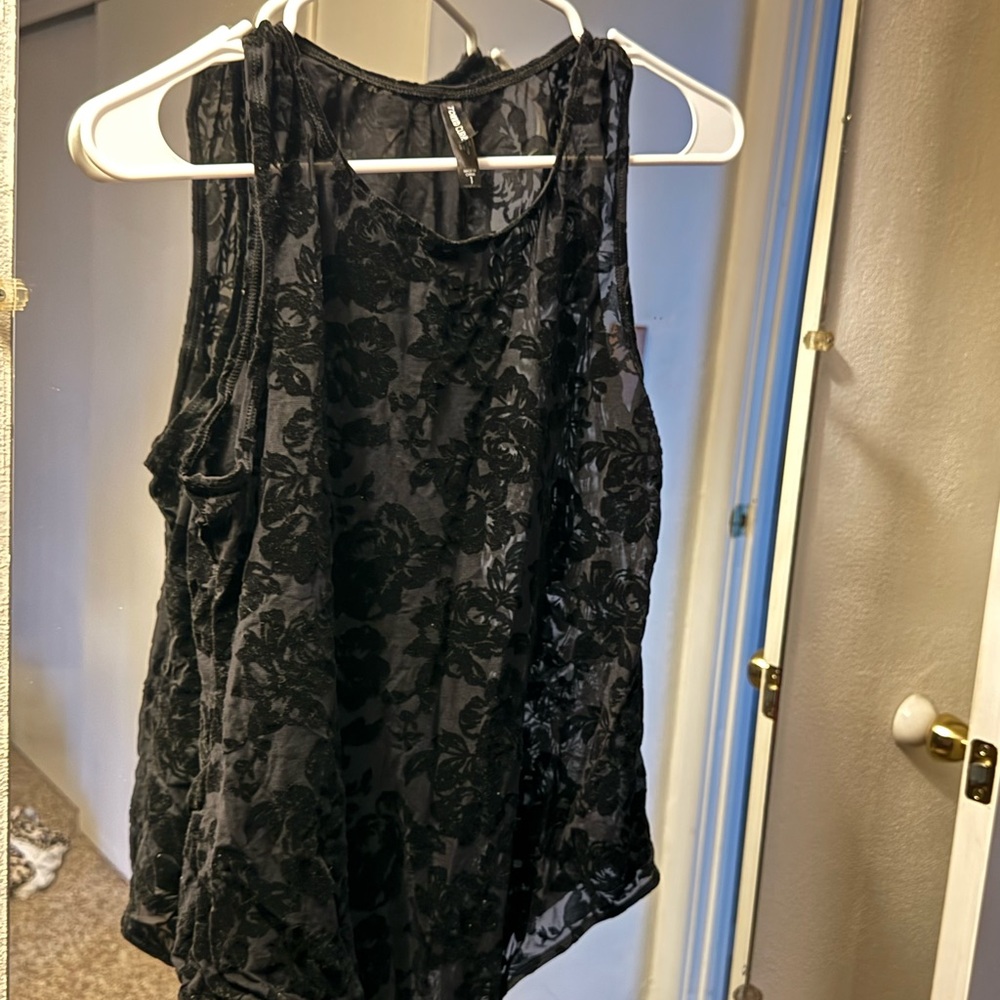 Torrid Sheer Black Lace Bodysuit with Velvet Rose Accents Size 1 (Large/XL)